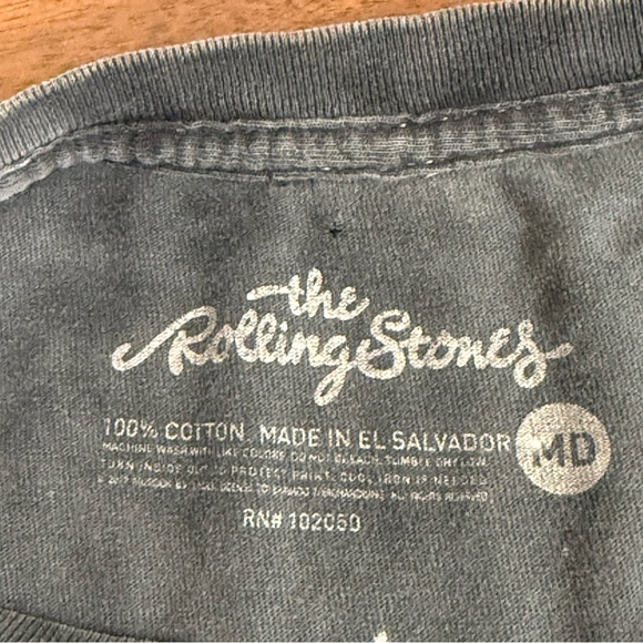 Rolling Stones Band Tee M Gray Bleached Graphic Rock Tour Shirt Unisex Vintage - Picture 6 of 7